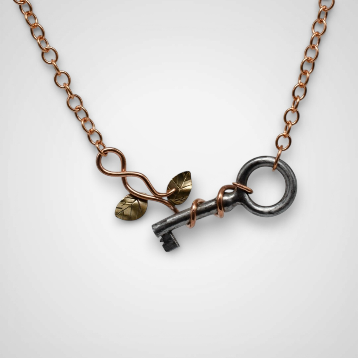 Antique Key Twisted Vine Necklace 002