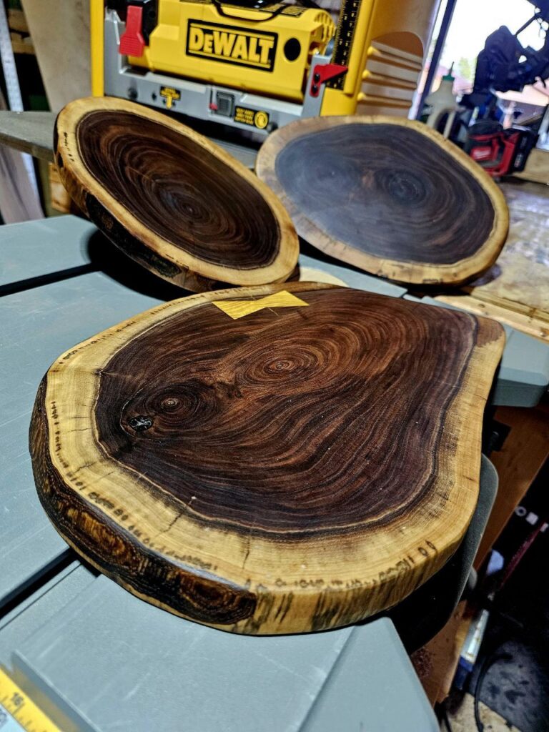 sawdust-and-shenanigans_02